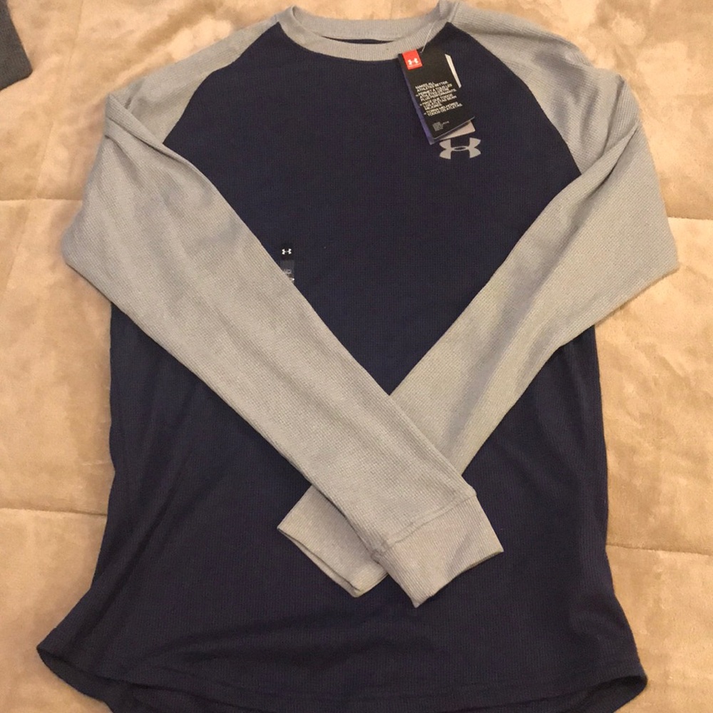 Under armour long sleeve T-shirt